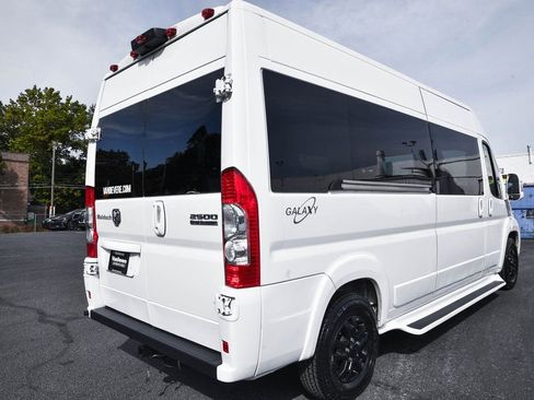Used 2023 RAM ProMaster 2500 w/ Premium Convenience Group (B) image 9