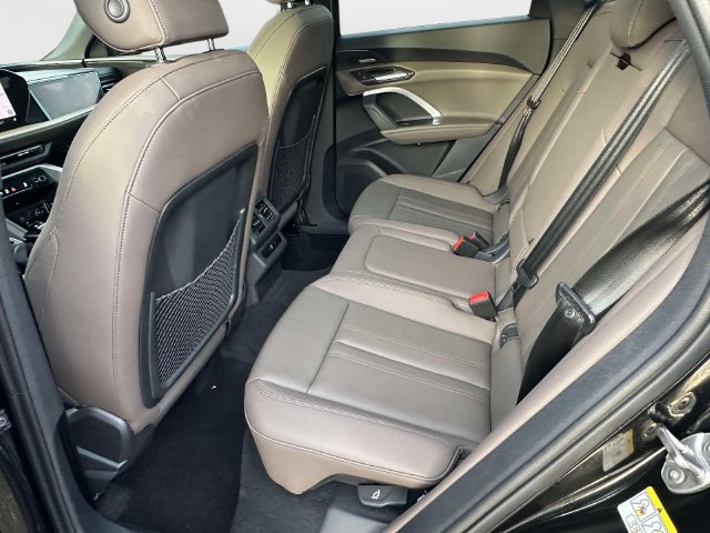 Certified 2026 Audi Q5 Premium Plus w/ Premium Plus AWD/4WD image 14