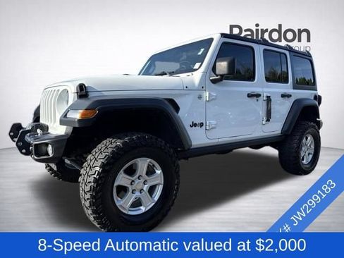 Used 2018 Jeep Wrangler Unlimited Sport S AWD/4WD image 3