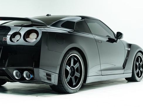 Used 2014 Nissan GT-R Track Edition AWD/4WD image 13
