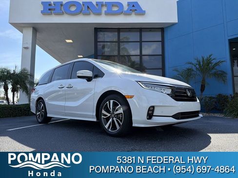 Certified 2024 Honda Odyssey Touring image 1