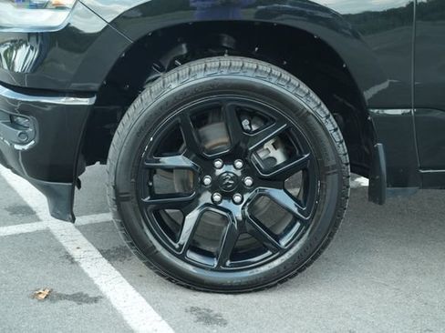 Used 2023 RAM 1500 Laramie AWD/4WD image 11