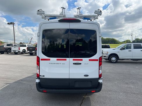 Used 2018 Ford Transit 150 XLT image 6