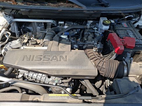 Used 2024 Nissan Rogue S AWD/4WD image 27