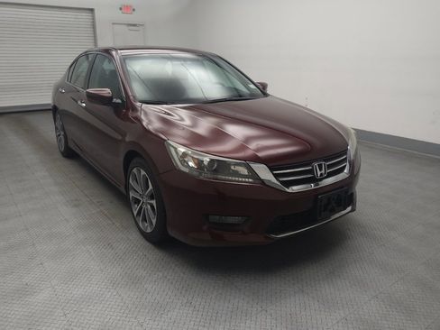 Used 2015 Honda Accord Sport image 13