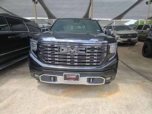 Used 2024 GMC Sierra 1500 Denali Ultimate AWD/4WD image 2