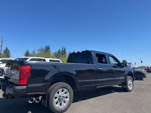 Used 2021 Ford F350 Platinum AWD/4WD image 3