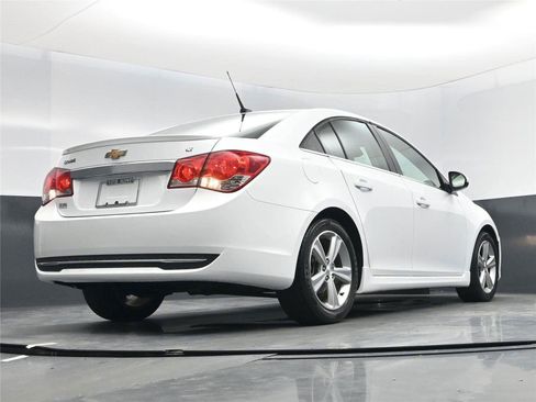 Used 2013 Chevrolet Cruze LT w/ RS Package image 16