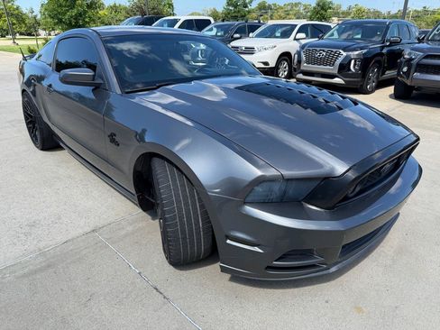 Used 2014 Ford Mustang GT Premium w/ Brembo Brake Package RWD image 3