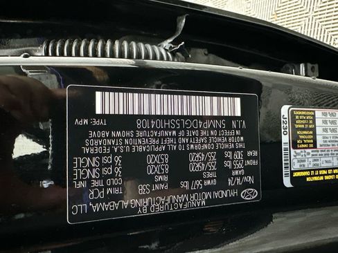 Used 2025 Hyundai Santa Fe Limited AWD/4WD image 36