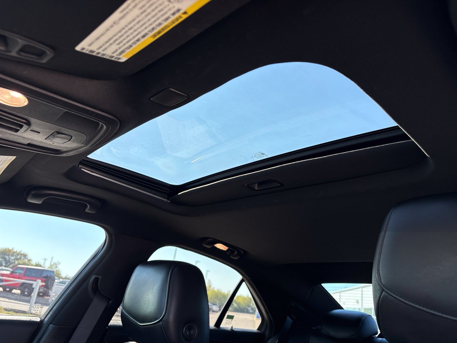 Used 2017 Cadillac ATS V w/ Luxury Package RWD image 10