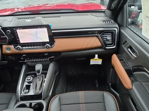 New 2026 GMC Canyon AT4 w/ Technology Plus Package AWD/4WD image 25