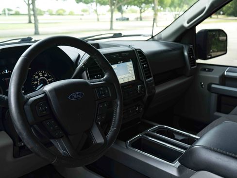 Used 2019 Ford F150 XLT w/ Equipment Group 302A Luxury RWD image 16