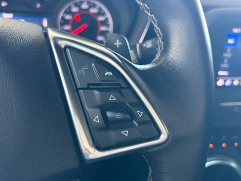 Used 2020 Chevrolet Camaro LS RWD image 27