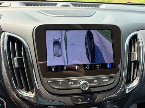 Used 2023 Chevrolet Equinox RS w/ RS Leather Package FWD image 30