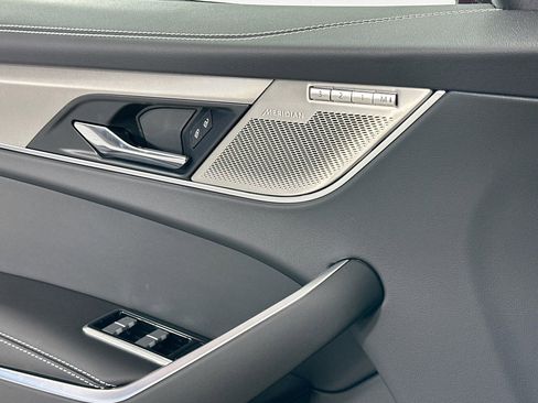 Certified 2026 Jaguar F-PACE R-Dynamic S AWD/4WD image 16