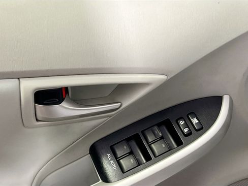 Used 2012 Toyota Prius Four FWD image 16