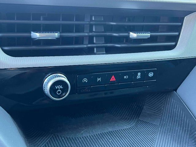 Used 2026 Ford Explorer Active AWD/4WD image 36