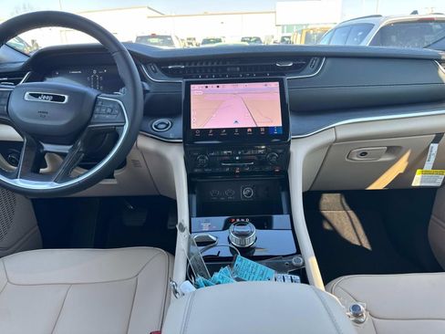 New 2025 Jeep Grand Cherokee L Limited image 20