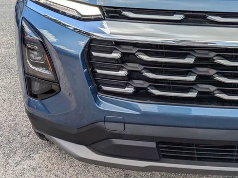 Used 2025 Chevrolet Equinox LT FWD image 10