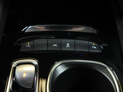 Used 2023 Buick Envision Preferred image 35