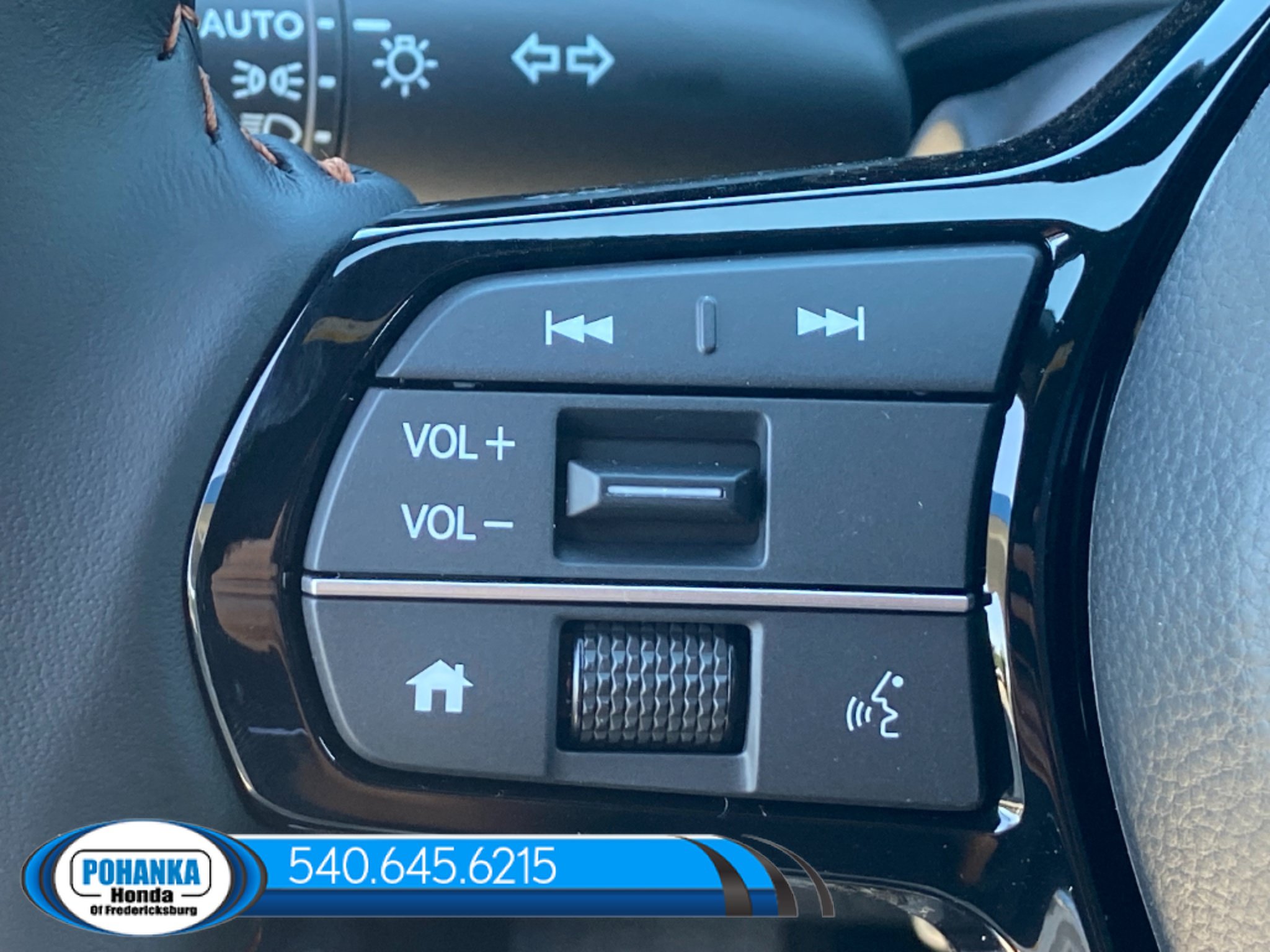 New 2027 Honda HR-V EX-L image 2