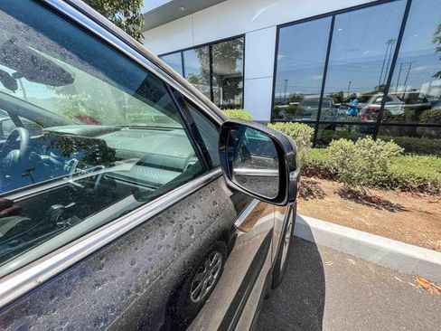 Certified 2023 Kia Sorento LX FWD image 7