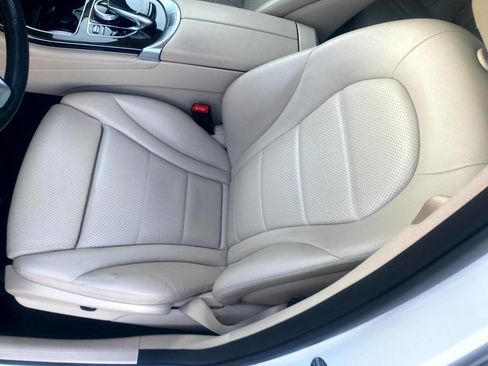 Used 2018 Mercedes-Benz GLC 300 4MATIC image 13