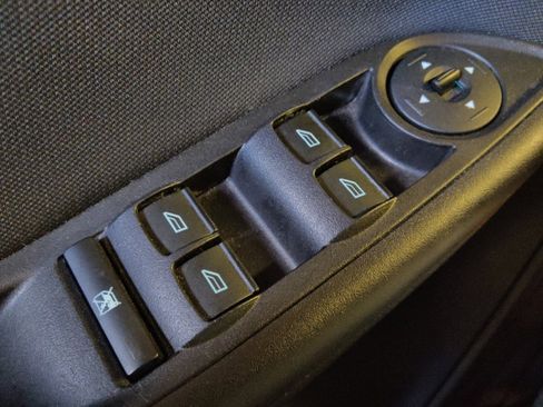 Used 2017 Ford Focus SE image 27