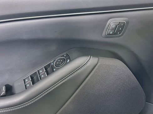 Used 2025 Ford Mustang Mach-E Select w/ Comfort Package Lite RWD image 15