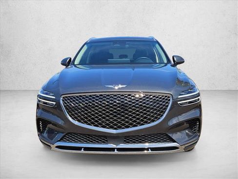 Used 2024 Genesis GV70 2.5T w/ Select Package AWD/4WD image 2
