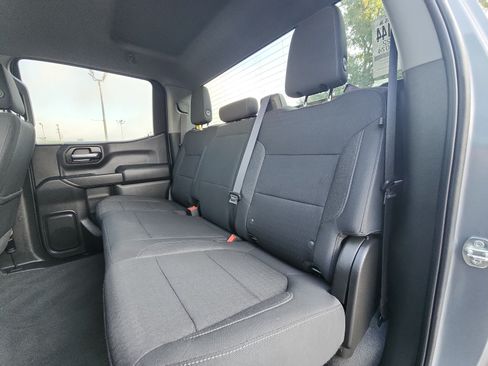 Used 2022 Chevrolet Silverado 1500 LT AWD/4WD image 19