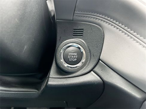 Used 2025 Subaru Outback Limited image 16