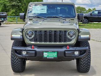New 2025 Jeep Gladiator Rubicon video 3