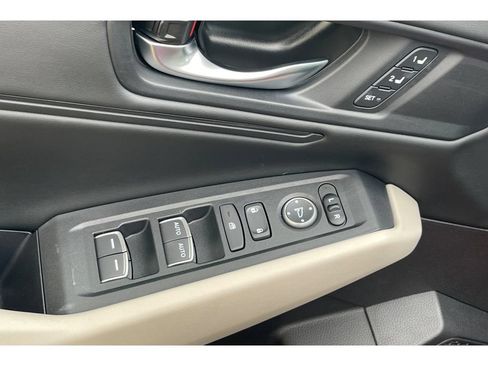 Certified 2026 Honda Accord EX-L image 12