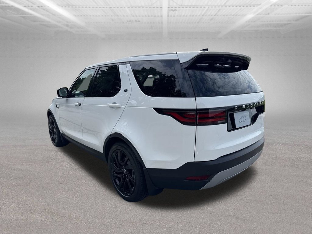 Certified 2025 Land Rover Discovery S AWD/4WD image 3