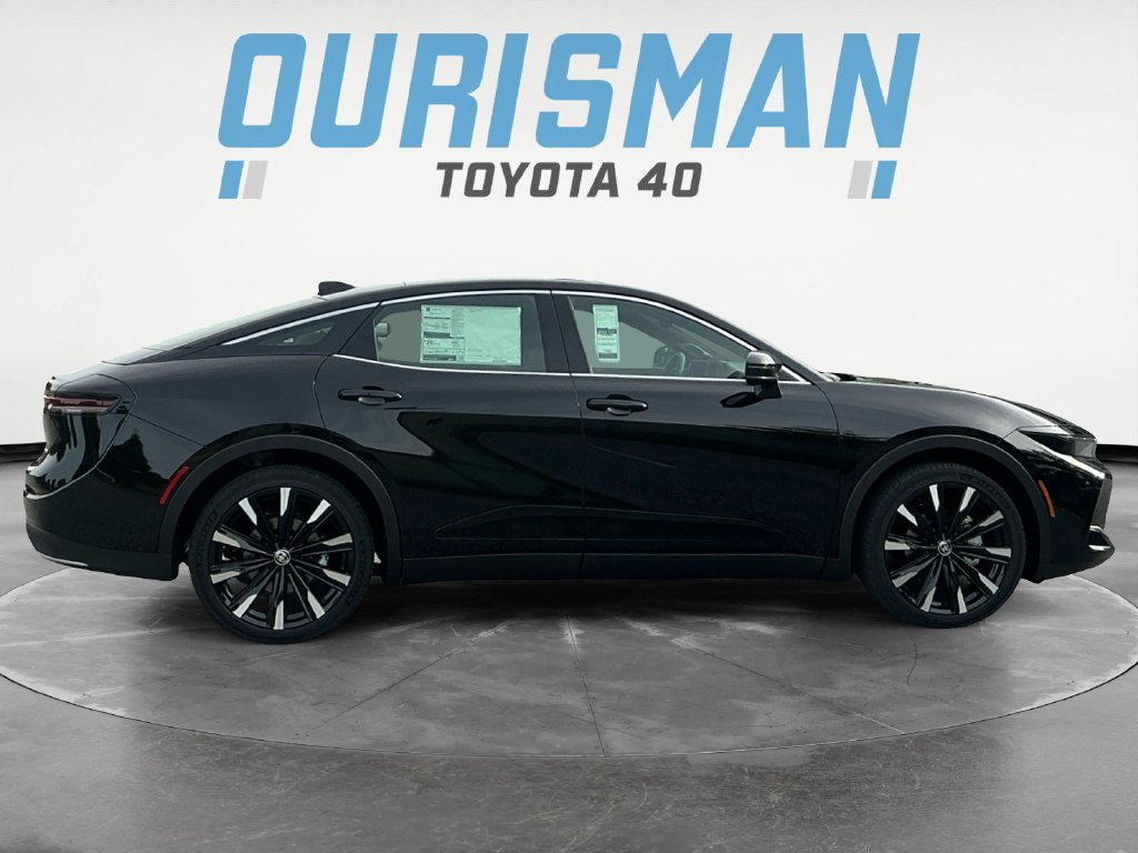 New 2026 Toyota Crown Platinum AWD/4WD image 8