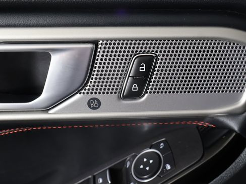 Used 2023 Ford Explorer ST-Line w/ Class IV Trailer Tow Package image 59