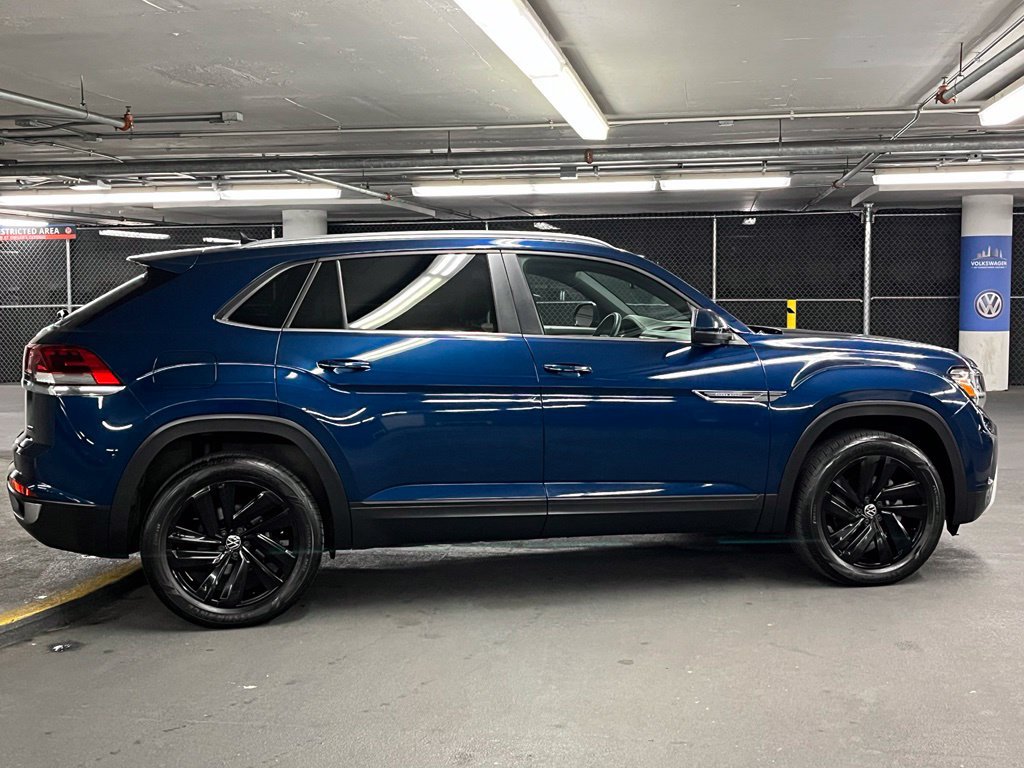 Used 2022 Volkswagen Atlas Cross Sport SE AWD/4WD image 40