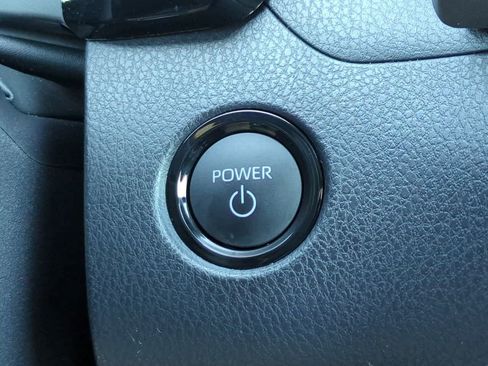 Certified 2026 Toyota Camry SE FWD image 25