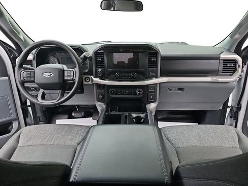 Used 2022 Ford F150 XLT w/ XTR Package image 9