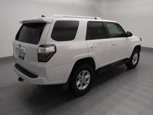 Used 2018 Toyota 4Runner SR5 image 10