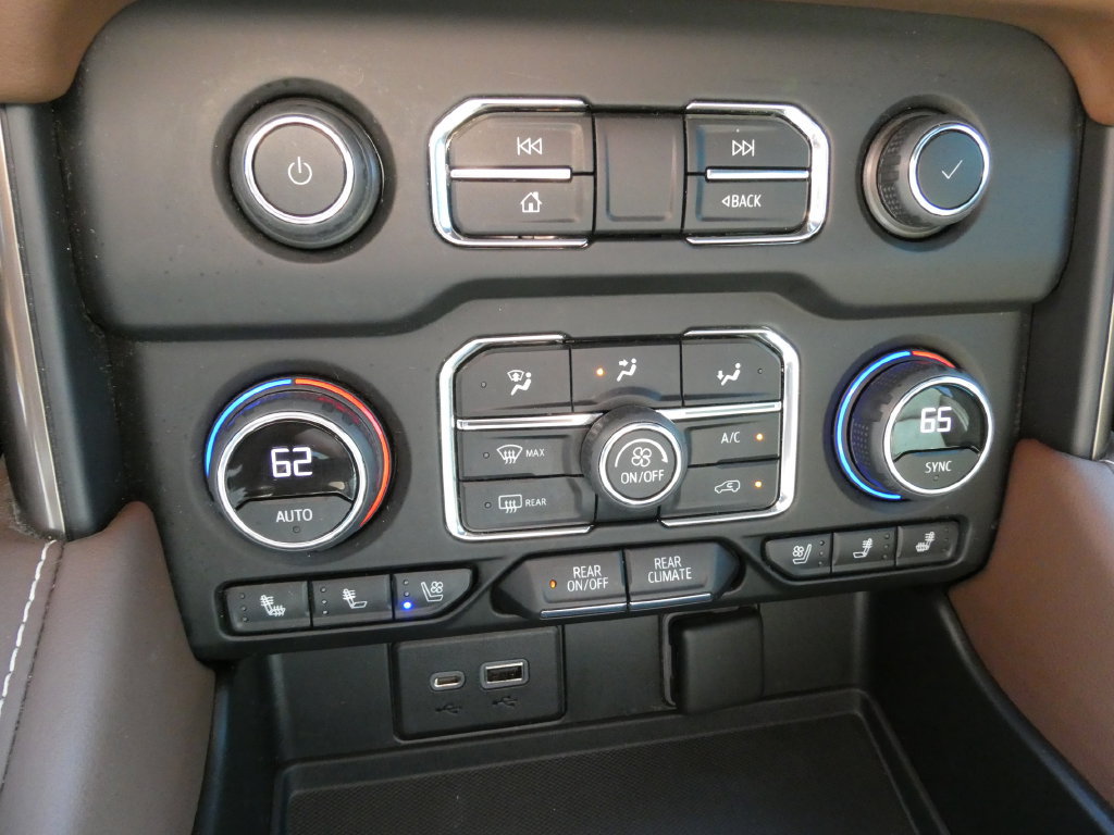 Certified 2022 Chevrolet Tahoe High Country AWD/4WD image 33
