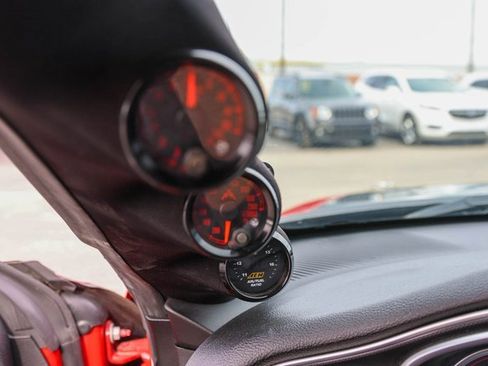 Used 2015 Dodge Challenger R/T Scat Pack image 19