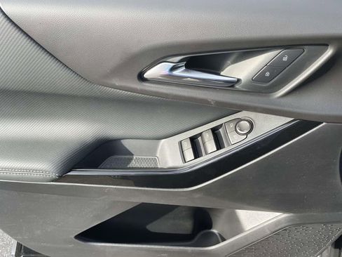 New 2026 Chevrolet Equinox LT image 15