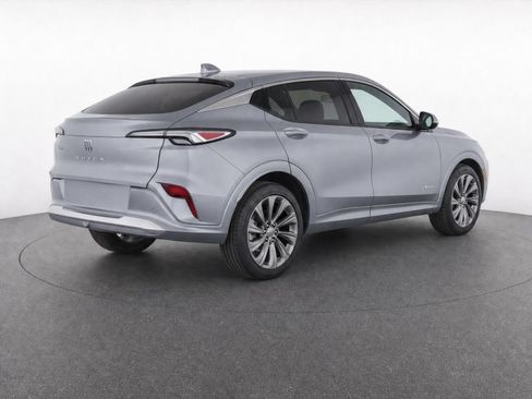 Used 2025 Buick Envista Avenir FWD image 4