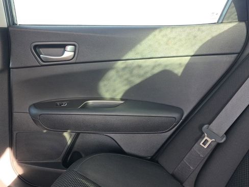 Used 2019 Kia Optima LX image 11