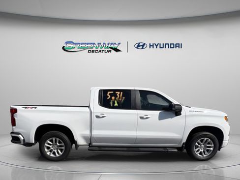 Used 2023 Chevrolet Silverado 1500 RST image 8