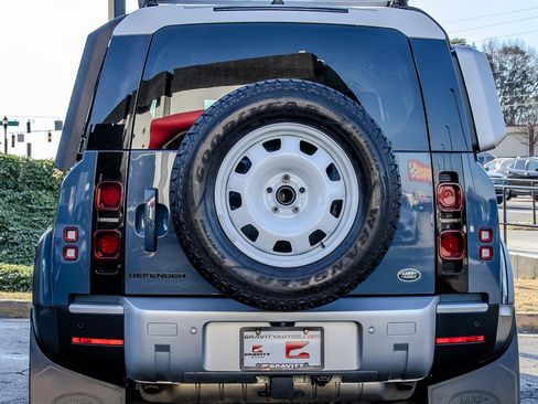 Used 2023 Land Rover Defender 110 S image 25