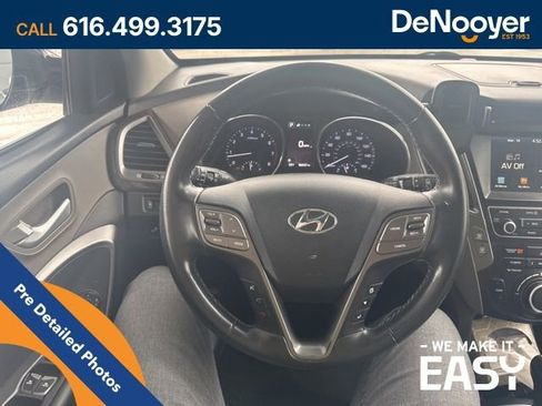 Used 2017 Hyundai Santa Fe Sport image 14